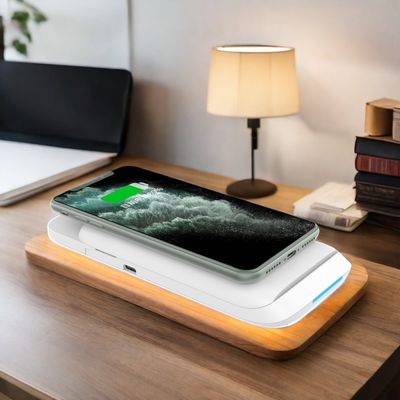 Overvoltage Protection Magnetic Qi 15W Wireless Charger for Watch Airpods and Phones