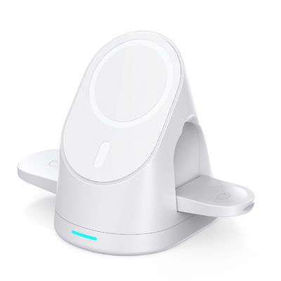 Intelligent 3 in 1 Fast Charging Station with Strong Magnetic Suction and Qi Function