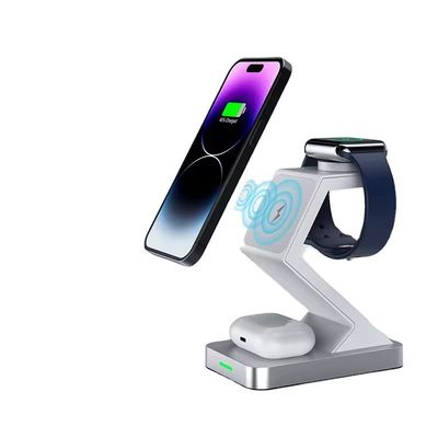 15W Maximum Output Power 3 In 1 Wireless Charger for iPhone 12 13 14 15 Type C Input Port
